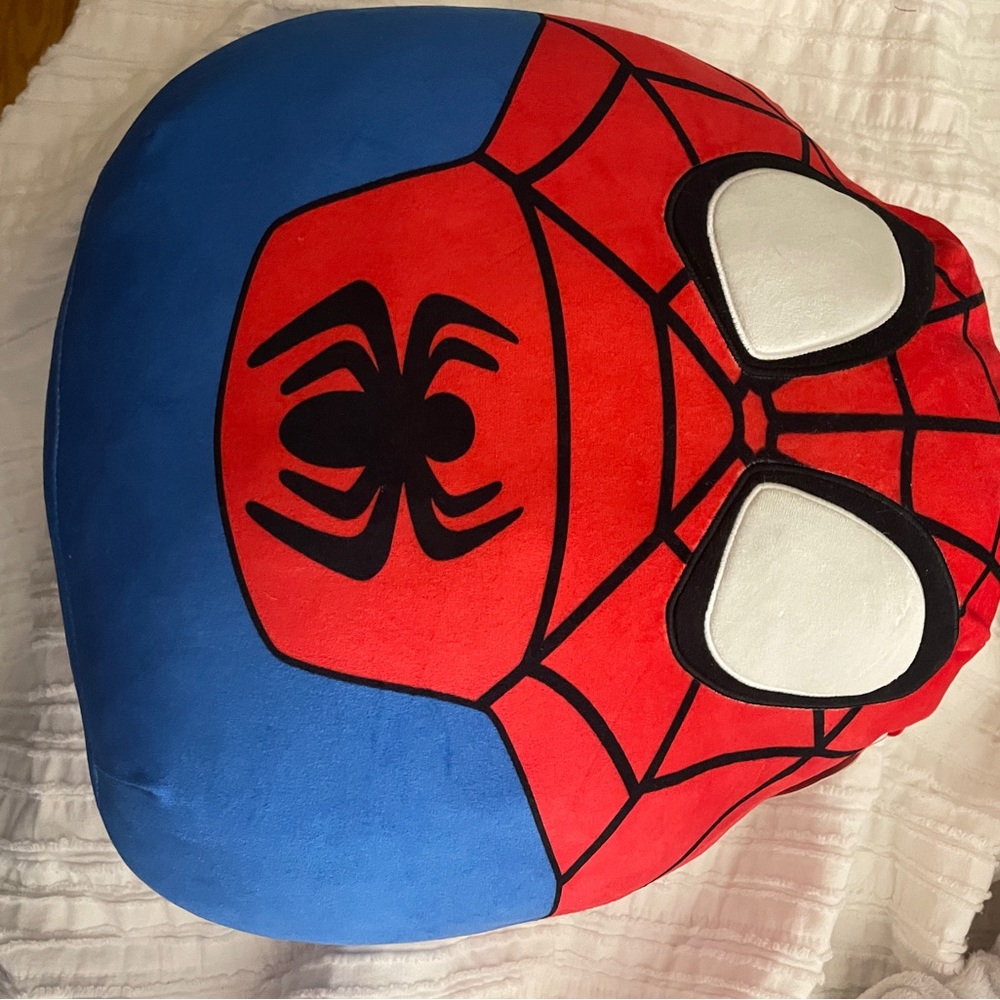NWT Spider-Man Squishmallow